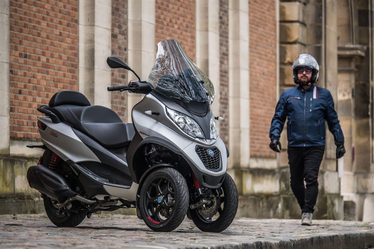 Piaggio MP3 400