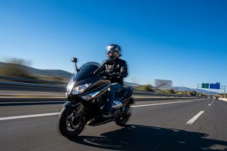 Vitesse maximale d'un scooter en pointe